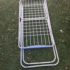 clothes horse
