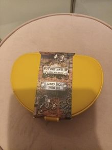 Gents shoe shine kit