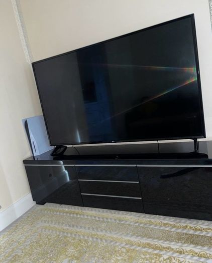 Lg 65" Tv