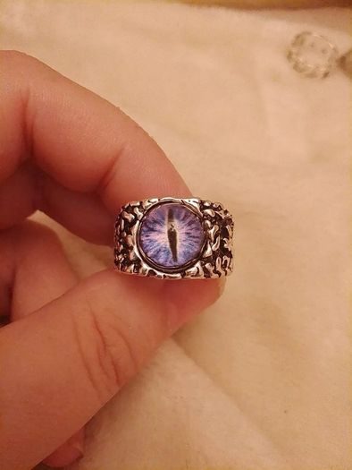 Punk style purple dragon eye silver ring