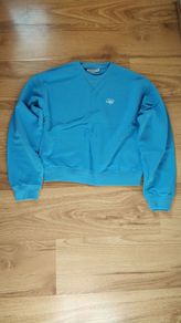 Women's sweatshirt