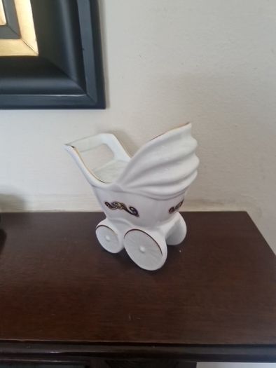 Tara pram