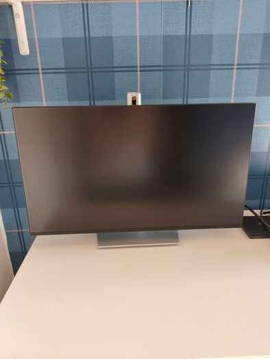 Dell monitor P2425H In very good condition (price negotiable)