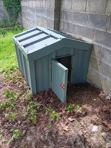 Dog house