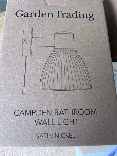 bathroom wall lights