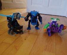 Batman and Joker bundle - Battling robots and Batcopter with Pilot - Imaginext