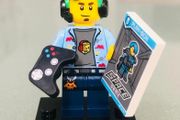 Lego VIDEO GAMER Minifigure Lego Series 19 Lego Minifigure