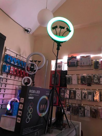 14 Inch RGB Ring Light w Remote and 3 Phone Holders + music sinc