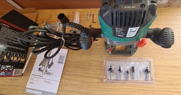 Wood Router, new unused, boxed