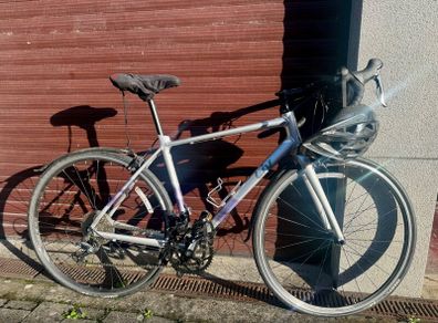 Giant Liv Avail 3 Womens Roadbike - purple & silv