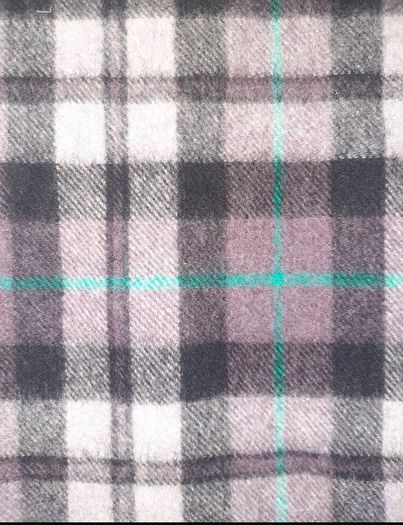 Royal Mile Scotland Scottish Experience lambs wool scarf in very good condition with no issues 29cm x 140cm FREE STANDARD POSTAGE INCLUDED
