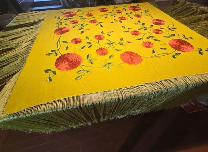 Vintage Italian Silk Embroidered Rose Shawl /Tablecloth 220 times 220 cm