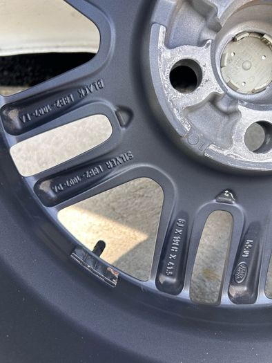 Genuine Land Rover Defender 19" Alloy Wheels