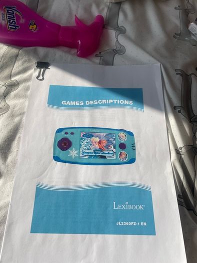Frozen games console - with instructions