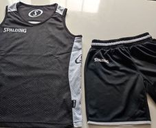 Basketball kit Spalding reversible black and white 10-11 years size 140