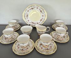 21 pcs Tea Set Queen Anne