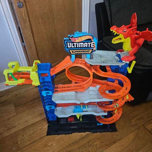 Hot Wheels Ultimate Garage