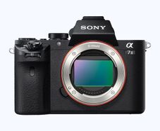 Sony A7 II + cover+ 2 baterry + charger