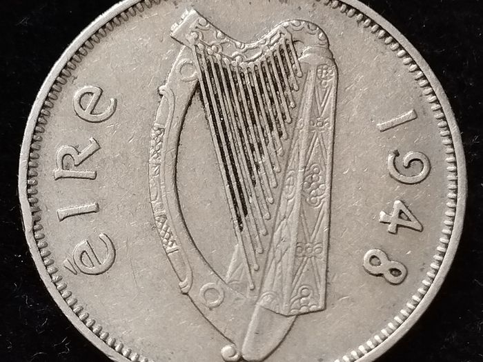Ireland - 1948 - 6 Pence - Wolfhound - KM.13a - [242]