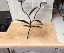 Tea light holder