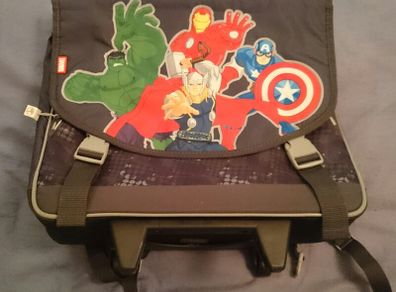 Kids school bag on wheels