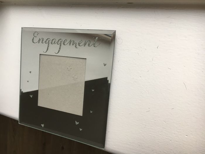 Engagement photo frame