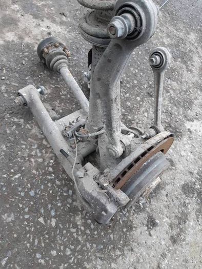 1229142  Axles - Rear Right side BMW 5-Series e39 hub arms
