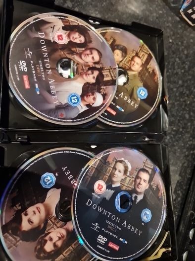 Downtown Abbey DVD