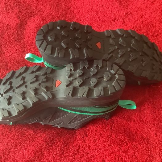 SALOMAN Ladies Sports shoes size 38 U.K 5.