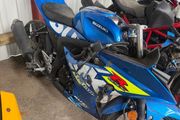 2018 gsxr 125 breaking