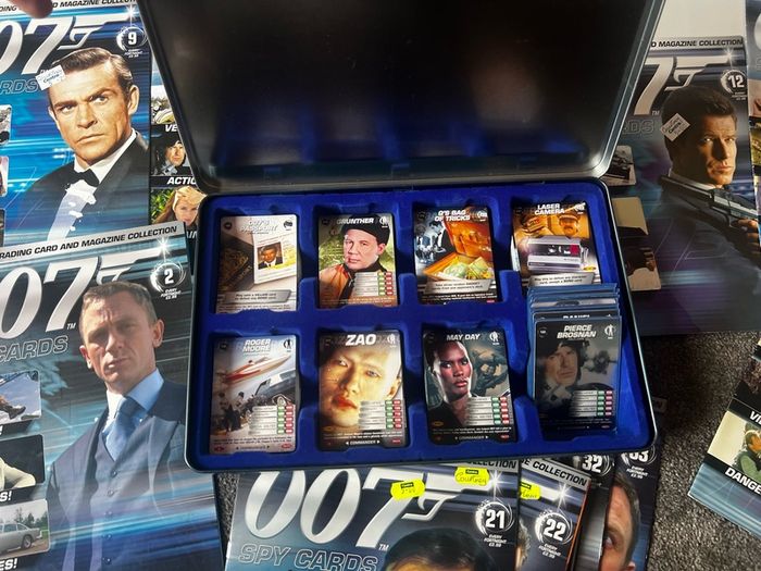 007 Spy Cards