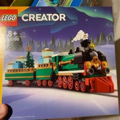 Lego Creator Christmas Train 40700