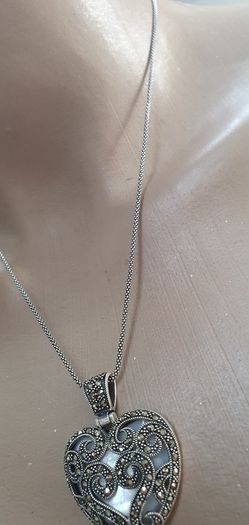Antique sterling silver jewelled heart pendant mounted on mother of pearl base necklace Rrp 250