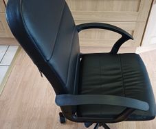 Leather office chair