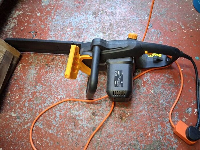 chainsaw
