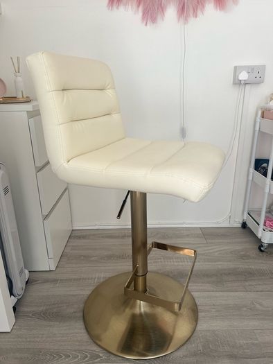 Cream & gold bar stool / Makeup chair