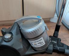 Vacuum Cleaner