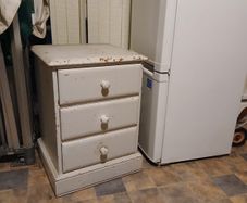 Wooden 3-Drawer bedside table