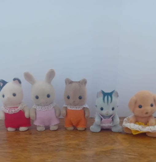 Sylvanian Toddler figures x 10