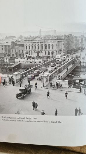 Passing Through. By Declan HASSETT. FIRST EDITION. Paperback In Good Condition.