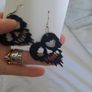 melting skull heart earrings Image 2