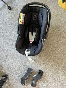 CYBEX Cloud Z Car Seat and Isofix Base