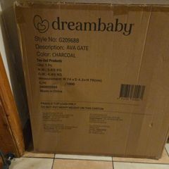 Dream baby Ava Gate baby gate