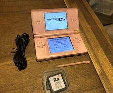 Nintendo DS Lite - Pink - With R4 Game card - #374