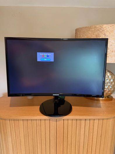Samsung 24" curved monitor