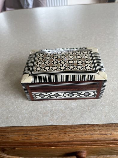 Wooden Mother of Pearl Inlay Jewelry Box