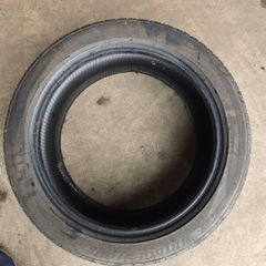 Bridgestone 245/45/R19 102Y tyre