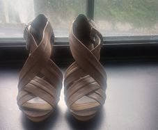 Karen Millen Brown Leather Cross-Strap Heeled Sandals - Size 5