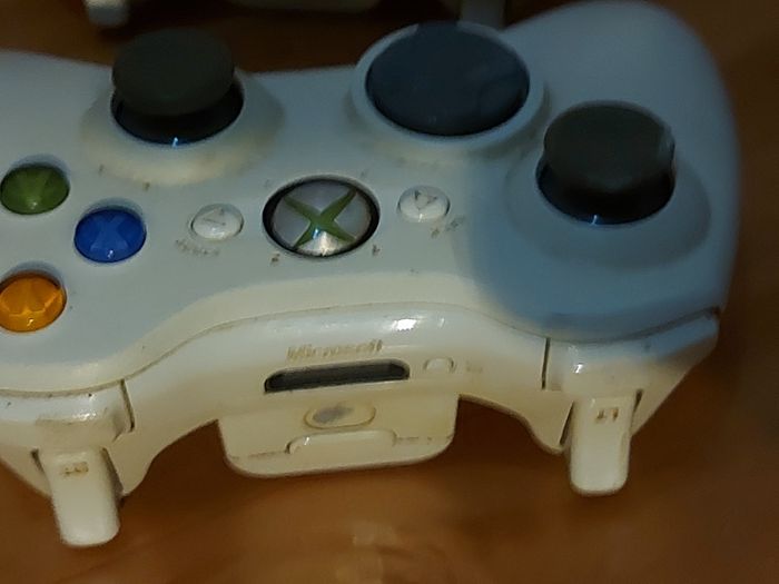 XBOX 360, with Power Charger, 2 Controlllers with Charger, wifi ariel, Communication cable, all in excellent cosmetic condition, not tested