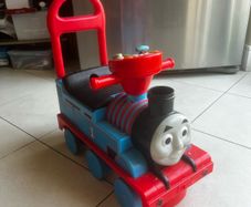 Thomas the tank engine push seating toy